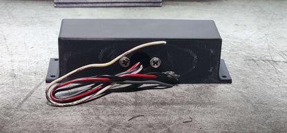 Flat mount universal ion