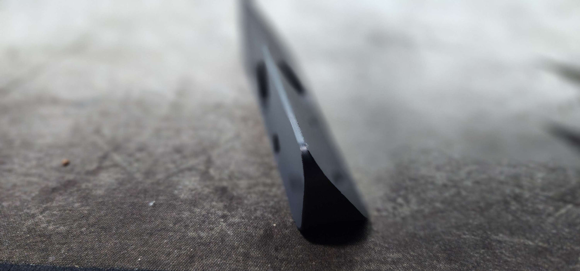 Mega thin wedge image 2